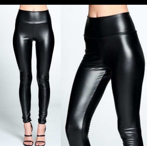 Faux leather fleece lined leggings - Picture 2 of 3